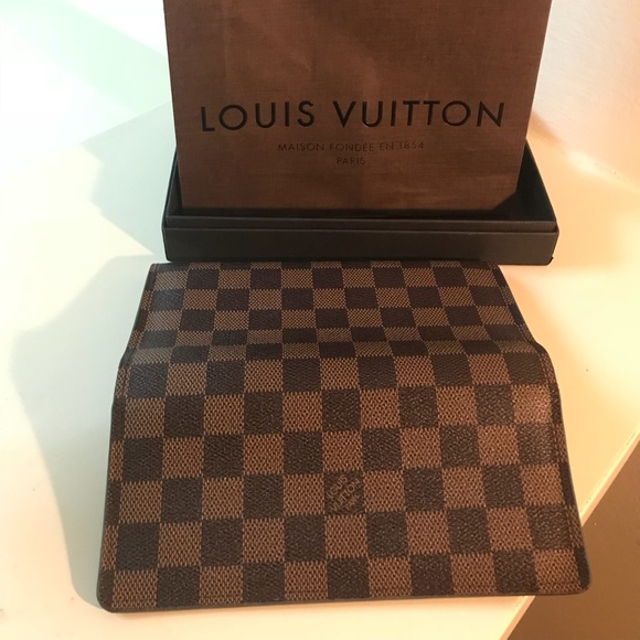 Authentic Louis Vuitton Wallet - Picture 7 of 8